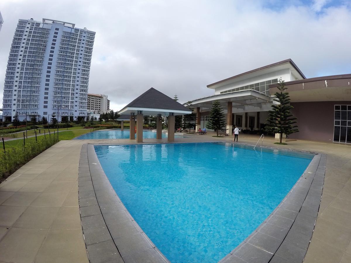 Wind Residence Condo - Tagaytay By Jaderooms Tagaytay City Zewnętrze zdjęcie
