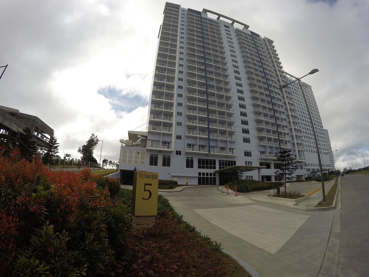 Wind Residence Condo - Tagaytay By Jaderooms Tagaytay City Zewnętrze zdjęcie